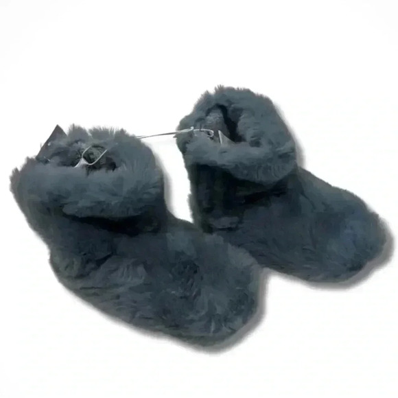 Cat & Jack Other - CAT & JACK | Toddler Dallas Fur Bootie Slippers | Cozy Blue | Size L (9/10)
